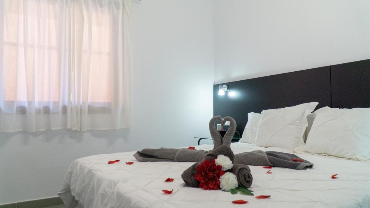 Apartamentos Tamaragua Brena Baja Luaran gambar