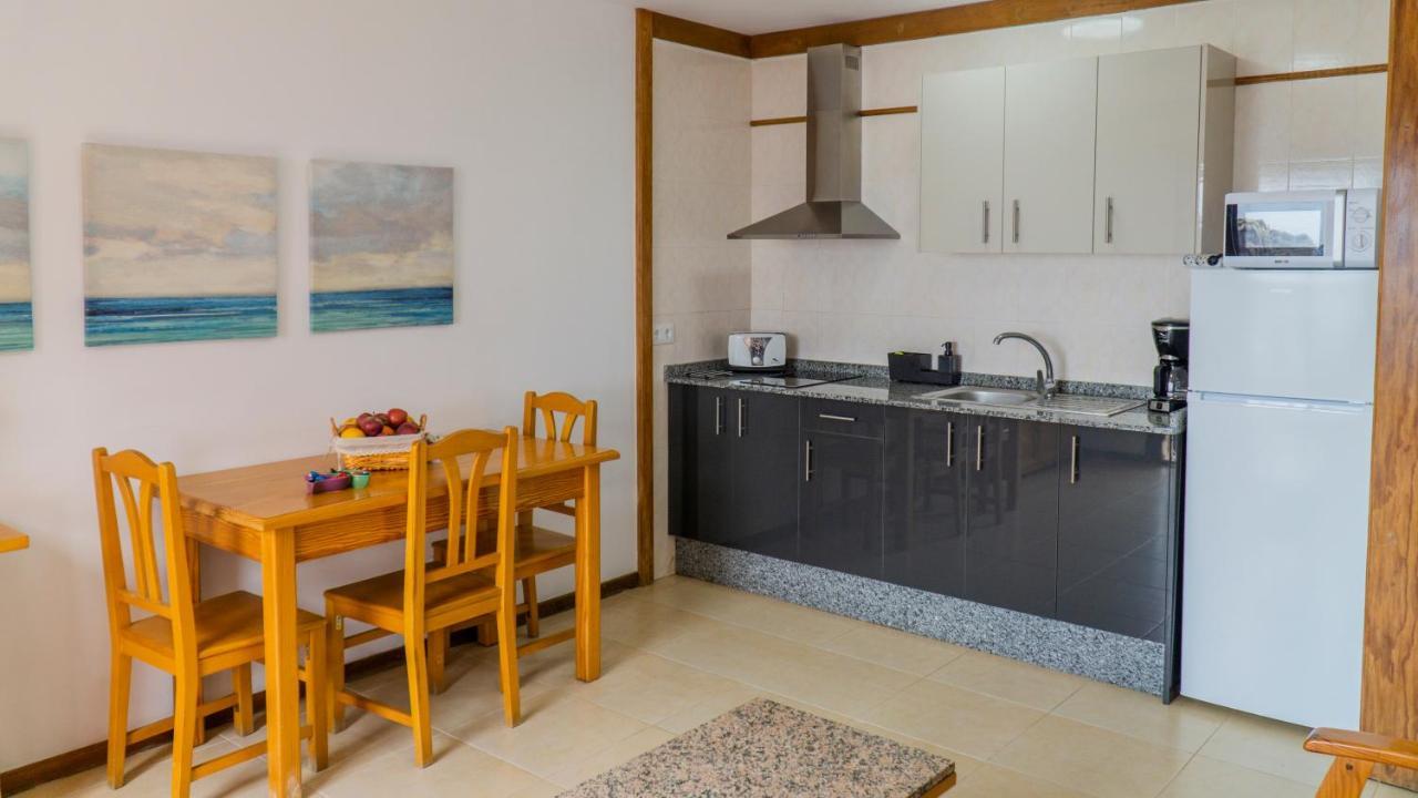Apartamentos Tamaragua Brena Baja Luaran gambar